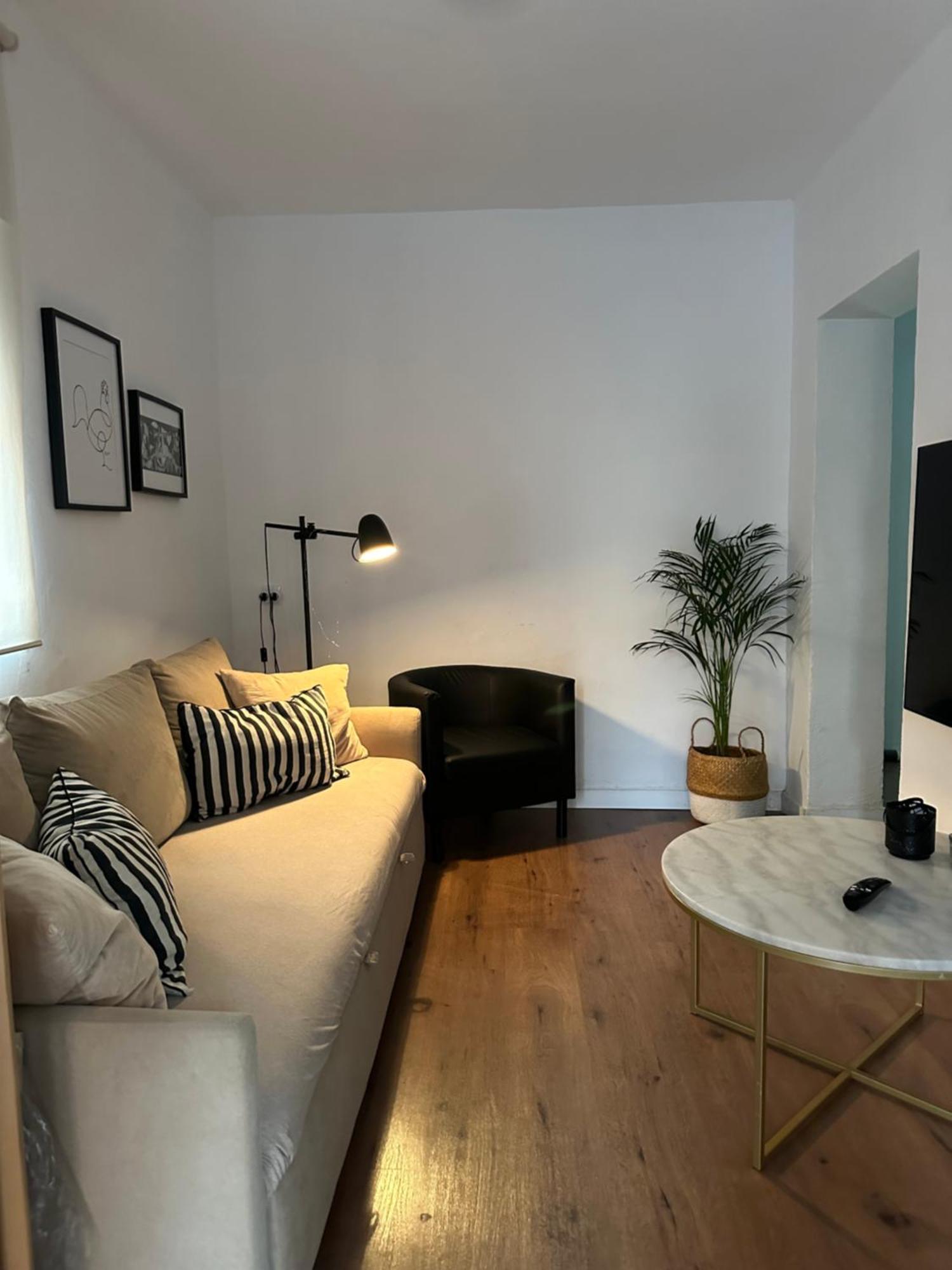 Casa Leo Apartment Almeria Ngoại thất bức ảnh